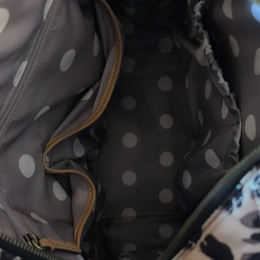 Chic Leopard Print Backpack - Picture 2 of 3